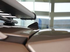 2013款 2.5 CVT 四驱舒适导航版 5座