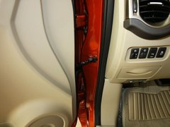2013款 2.5 CVT 四驱舒适导航版 5座