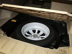 2013款 2.5 CVT 四驱舒适导航版 5座