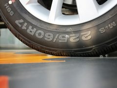 2013款 2.5 CVT 四驱舒适导航版 5座