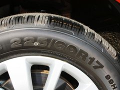 2013款 2.5 CVT 四驱舒适导航版 5座