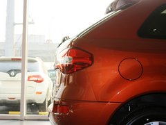 2013款 2.5 CVT 四驱舒适导航版 5座