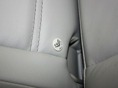2013款 2.5 CVT 四驱舒适导航版 5座
