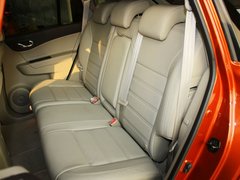 2013款 2.5 CVT 四驱舒适导航版 5座