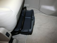 2013款 2.5 CVT 四驱舒适导航版 5座