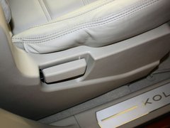 2013款 2.5 CVT 四驱舒适导航版 5座