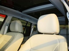 2013款 2.5 CVT 四驱舒适导航版 5座