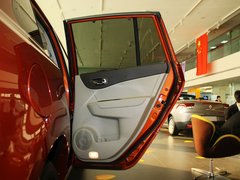 2013款 2.5 CVT 四驱舒适导航版 5座