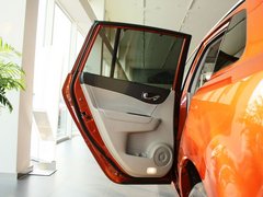 2013款 2.5 CVT 四驱舒适导航版 5座