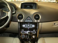 2013款 2.5 CVT 四驱舒适导航版 5座