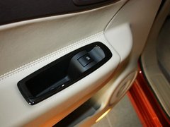 2013款 2.5 CVT 四驱舒适导航版 5座