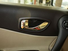 2013款 2.5 CVT 四驱舒适导航版 5座