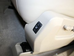 2013款 2.5 CVT 四驱舒适导航版 5座