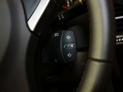 2013款 2.5 CVT 四驱舒适导航版 5座
