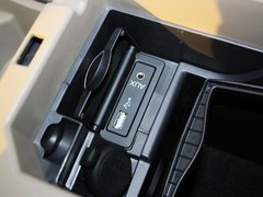 2013款 2.5 CVT 四驱舒适导航版 5座