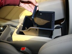 2013款 2.5 CVT 四驱舒适导航版 5座