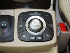 2013款 2.5 CVT 四驱舒适导航版 5座