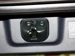 2013款 2.5 CVT 四驱舒适导航版 5座