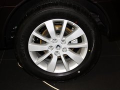 2013款 2.5 CVT 四驱舒适导航版 5座