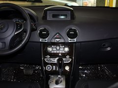 2013款 2.5 CVT 四驱舒适导航版 5座