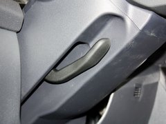 2013款 2.5 CVT 四驱舒适导航版 5座