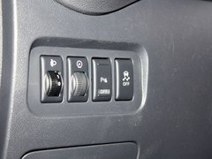 2013款 2.5 CVT 四驱舒适导航版 5座