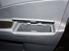 2013款 2.5 CVT 四驱舒适导航版 5座