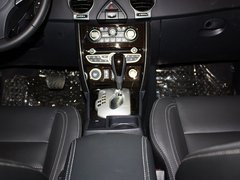 2013款 2.5 CVT 四驱舒适导航版 5座