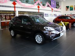 2013款 2.5 CVT 四驱舒适导航版 5座