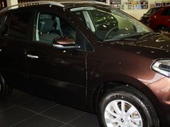2013款 2.5 CVT 四驱舒适导航版 5座