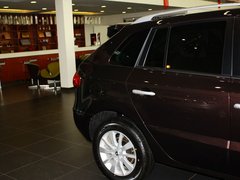 2013款 2.5 CVT 四驱舒适导航版 5座
