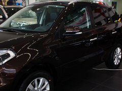 2013款 2.5 CVT 四驱舒适导航版 5座