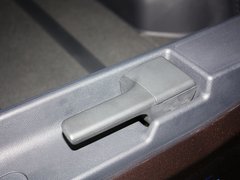 2013款 2.5 CVT 四驱舒适导航版 5座