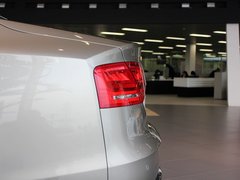 2013款 50TFSI quattro 豪华型