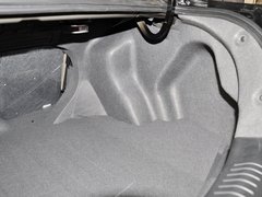 2013款 1.5L 手動 尊貴型