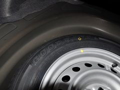 2013款 1.5L 手動 尊貴型