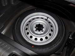 2013款 1.5L 手動 尊貴型