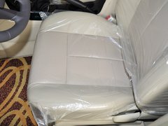 2013款 1.5L 手動 尊貴型