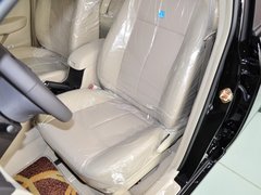2013款 1.5L 手動 尊貴型