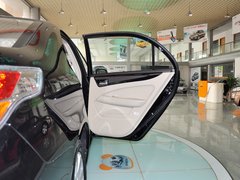 2013款 1.5L 手動 尊貴型