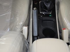 2013款 1.5L 手动 尊贵型