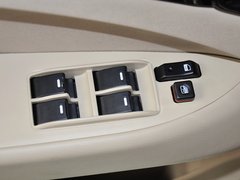 2013款 1.5L 手动 尊贵型