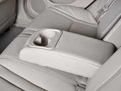 2012款 2.0L 手动 尊贵型