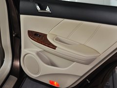 2012款 2.0L 手动 尊贵型