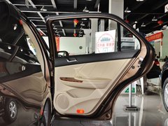 2012款 2.0L 手动 尊贵型