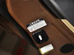 2012款 2.0L 手動 尊貴型