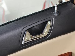 2012款 2.0L 手動 尊貴型