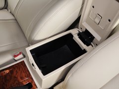 2012款 2.0L 手动 尊贵型