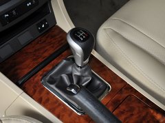 2012款 2.0L 手动 尊贵型