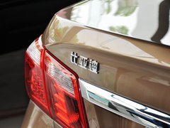 2012款 2.0L 手动 尊贵型